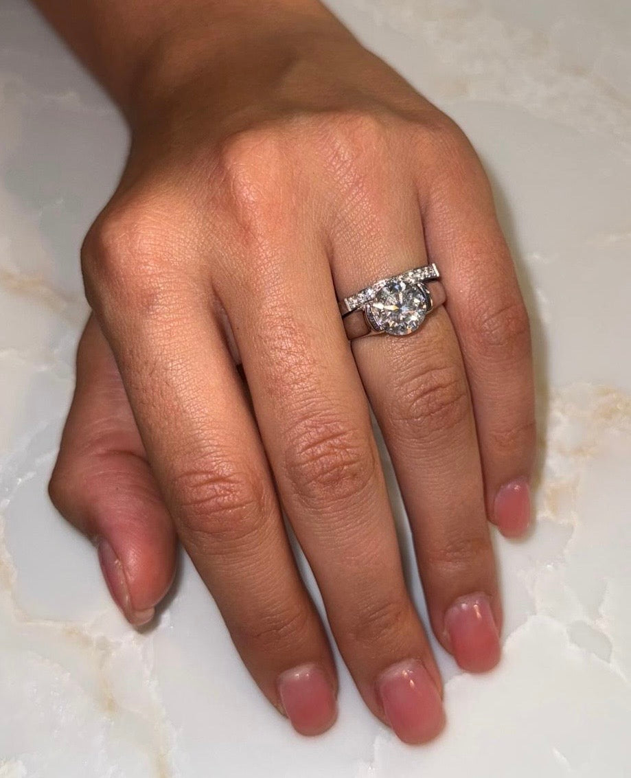 3 Carat Moissanite Gorgeous solitaire Promise/Engagement Ring