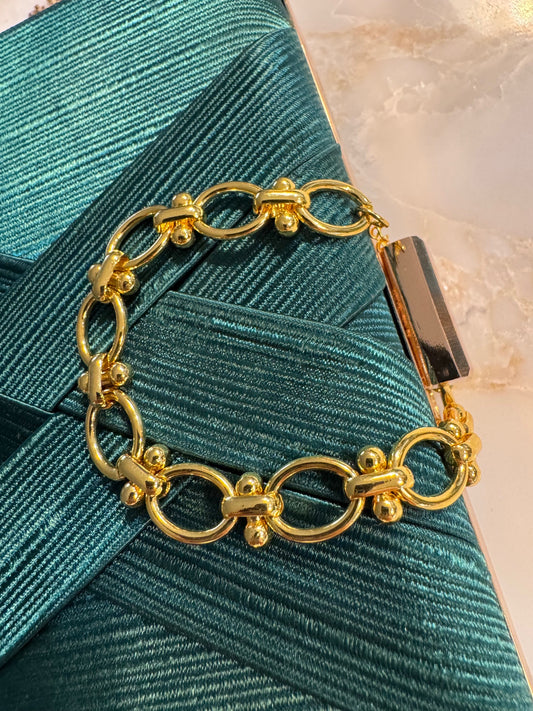 Vintage 18K golden plated ring link bracelet
